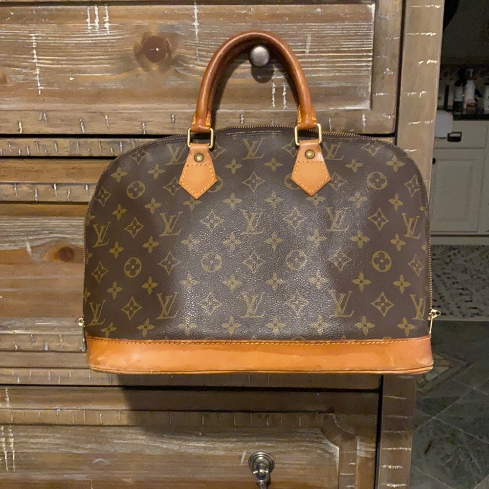 Louis Vuitton Bag Authentic